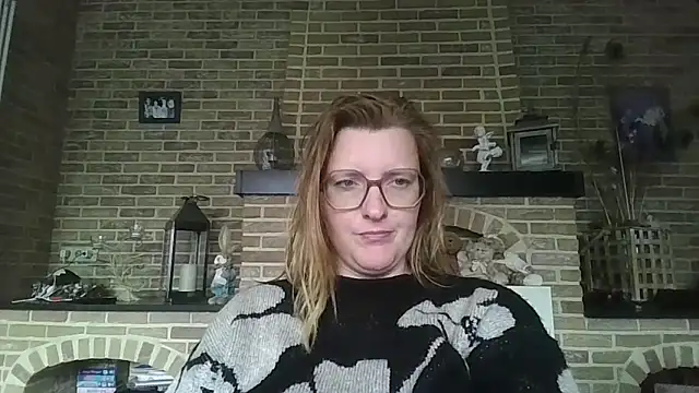 Snapshot of LiquidLeonie chatting on 10, 5, 2026 LiquidLeonie online show from 10, 5, 2026