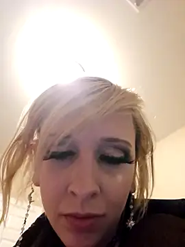 AmethystFoxx online show from 30, 3, 2026