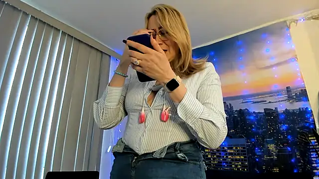 ashleymilf 1 online show from 4, 3, 2025