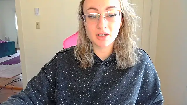 ashleyblaydex online show from 2, 4, 2026