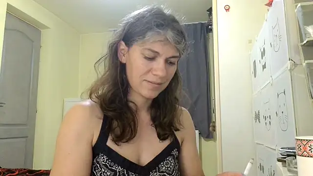 Snapshot of MercyLove chatting on 13, 6, 2026 MercyLove online show from 13, 6, 2026