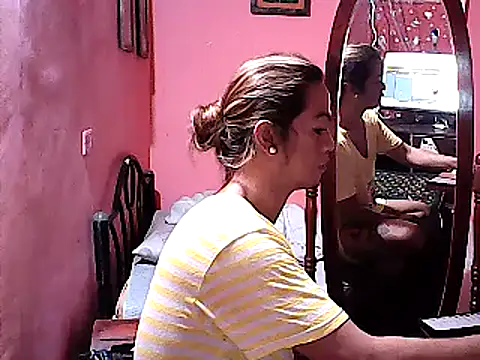 yummy 21xxx online show from 8, 2, 2025