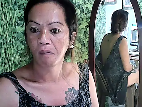 yummy 21xxx online show from 17, 10, 2025