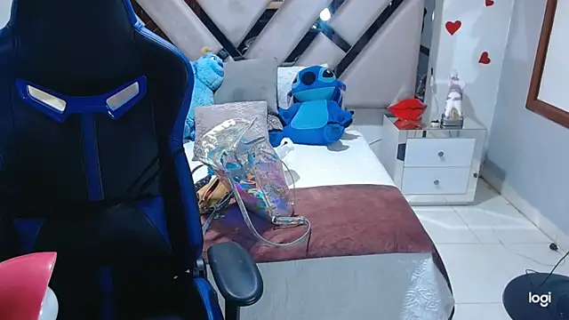 Snapshot of lady_Ary_xx chatting on 24, 1, 2025 lady Ary xx online show from 24, 1, 2025