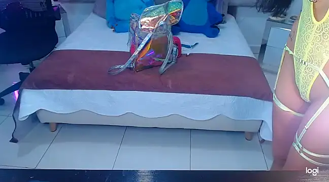 Snapshot of lady_Ary_xx chatting on 7, 3, 2025 lady Ary xx online show from 7, 3, 2025