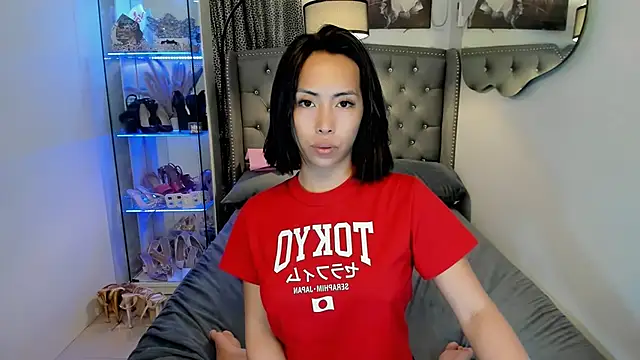 reighnempress online show from 18, 11, 2025