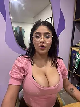 Juliana News online show from 6, 3, 2025