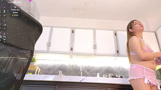 nicol snow online show from 17, 3, 2026