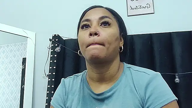 colombiamommy online show from 15, 2, 2025