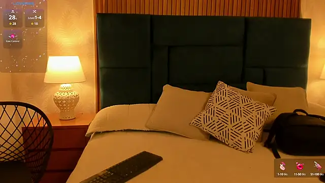 Kareena chopra online show from 30, 9, 2025