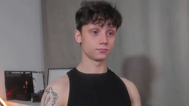 Snapshot of Nicky_neal chatting on 12, 12, 2024 Nicky neal online show from 12, 12, 2024