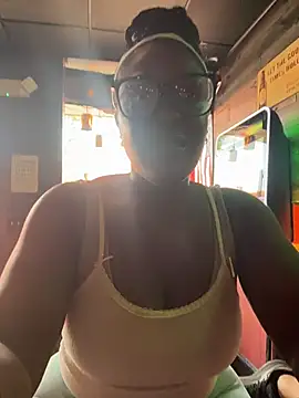 Snapshot of TilaTotti chatting on 22, 7, 2026 TilaTotti online show from 22, 7, 2026
