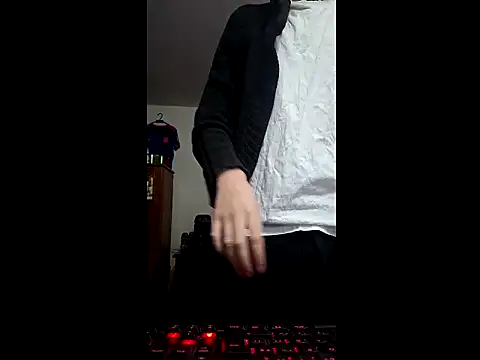 Snapshot of ALBEIROFOOTBALL1992 chatting on 16, 3, 2026 ALBEIROFOOTBALL1992 online show from 16, 3, 2026