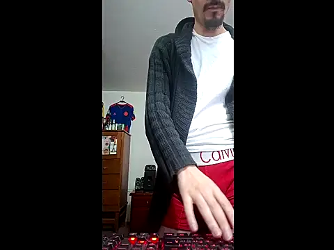 Snapshot of ALBEIROFOOTBALL1992 chatting on 16, 3, 2026 ALBEIROFOOTBALL1992 online show from 16, 3, 2026