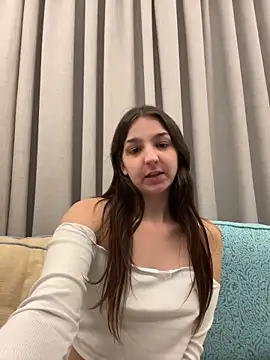 Snapshot of DoriDeluxe66 chatting on 13, 1, 2025 DoriDeluxe66 online show from 13, 1, 2025