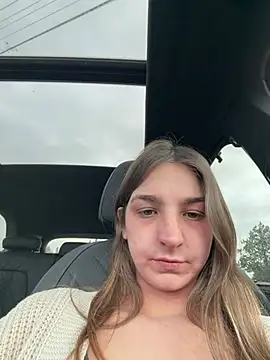 DoriDeluxe66 online show from 13, 2, 2026