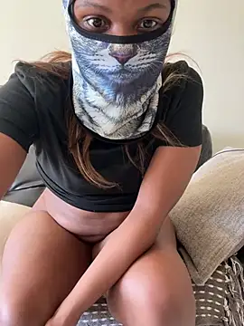 StupidNaturalPhatBooty  online show from 15, 2, 2026