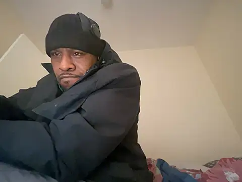 CuzzyB69 online show from 22, 2, 2025