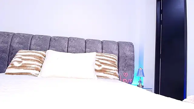 naia blessed online show from 21, 11, 2025