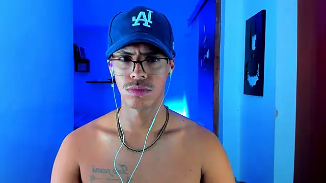 Snapshot of _John_Boy_ chatting on 28, 2, 2025 John Boy online show from 28, 2, 2025