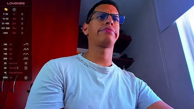 Snapshot of _John_Boy_ chatting on 30, 9, 2025 John Boy online show from 30, 9, 2025