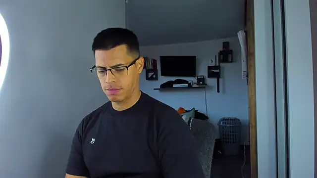  John Boy  online show from 9, 4, 2026