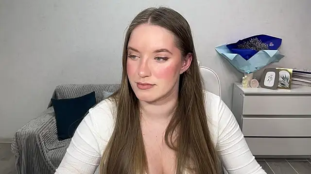 EvaMaddison online show from 16, 11, 2025