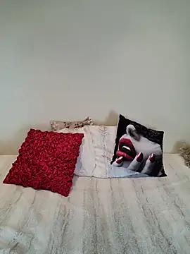 Snapshot of AureliaDoux chatting on 3, 3, 2025 AureliaDoux online show from 3, 3, 2025