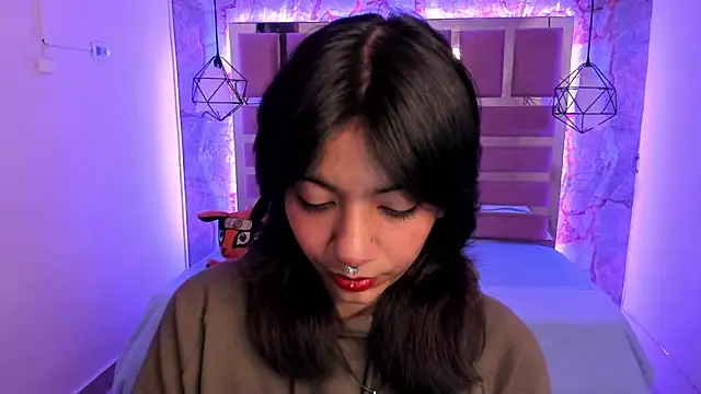 Snapshot of Nami_usagi chatting on 11, 12, 2024 Nami usagi online show from 11, 12, 2024