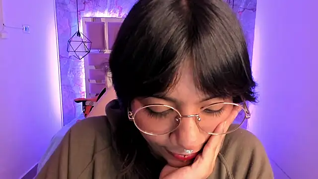 Snapshot of Nami_usagi chatting on 11, 12, 2024 Nami usagi online show from 11, 12, 2024