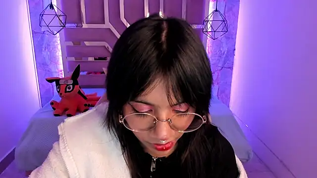 Snapshot of Nami_usagi chatting on 12, 12, 2024 Nami usagi online show from 12, 12, 2024