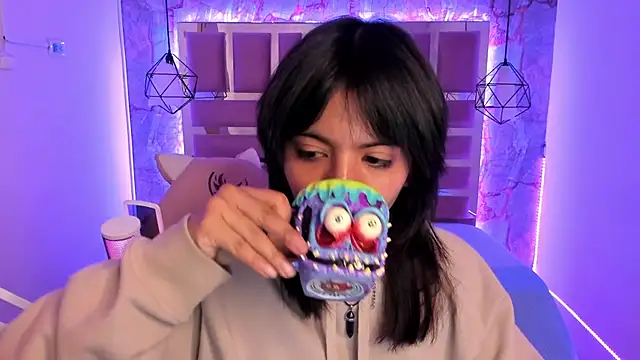 Snapshot of Nami_usagi chatting on 18, 12, 2024 Nami usagi online show from 18, 12, 2024