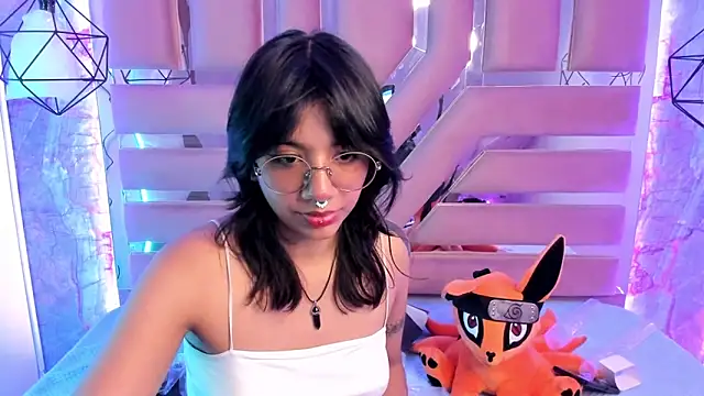 Snapshot of Nami_usagi chatting on 19, 12, 2024 Nami usagi online show from 19, 12, 2024