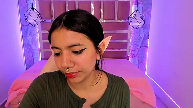 Snapshot of Nami_usagi chatting on 11, 1, 2025 Nami usagi online show from 11, 1, 2025