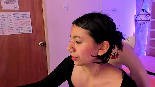 Snapshot of Nami_usagi chatting on 12, 1, 2025 Nami usagi online show from 12, 1, 2025