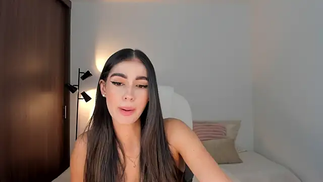 RebeccaBaxter online show from 11, 9, 2025