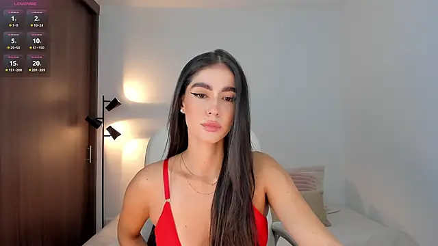 RebeccaBaxter online show from 28, 11, 2025