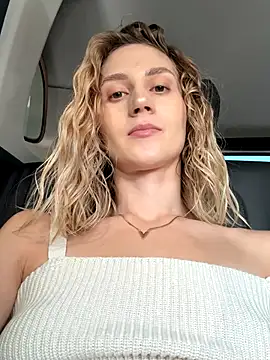 Snapshot of Feral_berry_8133 chatting on 18, 9, 2025 Feral berry 8133 online show from 18, 9, 2025