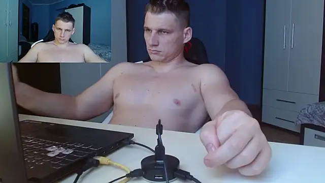 Snapshot of PoliglotJoe chatting on 14, 9, 2025 PoliglotJoe online show from 14, 9, 2025