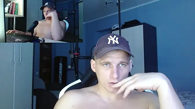 Snapshot of PoliglotJoe chatting on 1, 10, 2025 PoliglotJoe online show from 1, 10, 2025