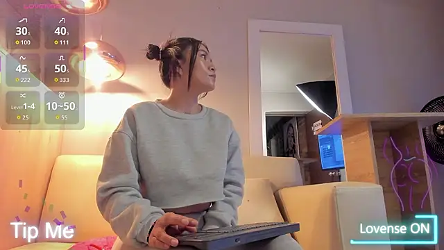 bonie lov online show from 25, 2, 2026