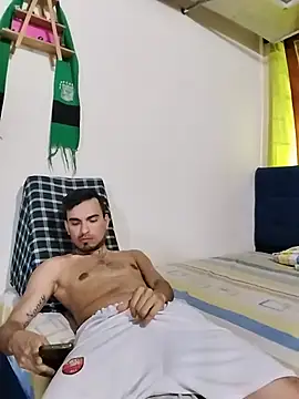 Snapshot of Emilio_Putarco chatting on 2, 6, 2026 Emilio Putarco online show from 2, 6, 2026