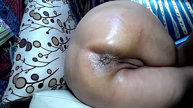 Vanessasweet2304 online show from 16, 12, 2025