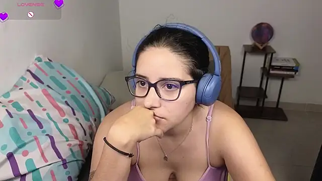 blue  moon  online show from 15, 2, 2026