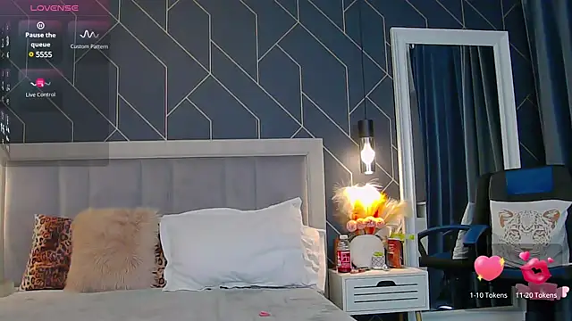 EmyLaveau online show from 31, 1, 2025