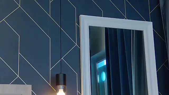 EmyLaveau online show from 27, 2, 2026