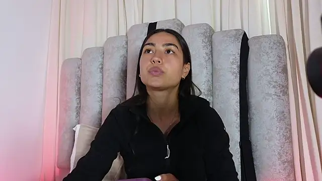 Snapshot of samantha_bss chatting on 28, 7, 2026 samantha bss online show from 28, 7, 2026