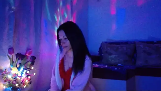 ElysaSun online show from 4, 3, 2025