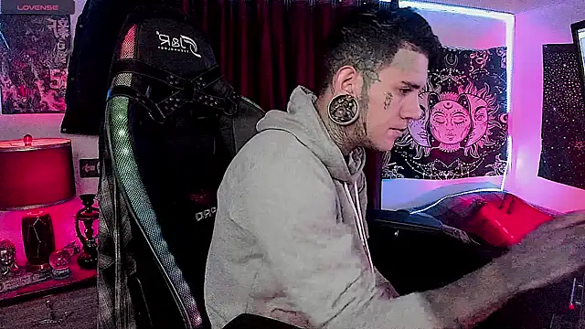 josh  ackerman online show from 25, 12, 2024