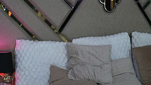 Snapshot of MishaBrizo chatting on 3, 2, 2026 MishaBrizo online show from 3, 2, 2026